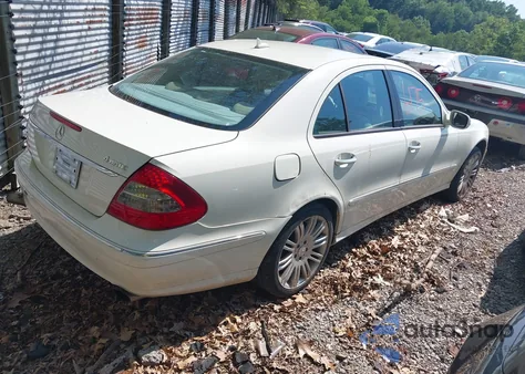 2008 Mercedes-Benz E 350 4Matic из США, поврежденный, VIN WDBUF87X08B238155